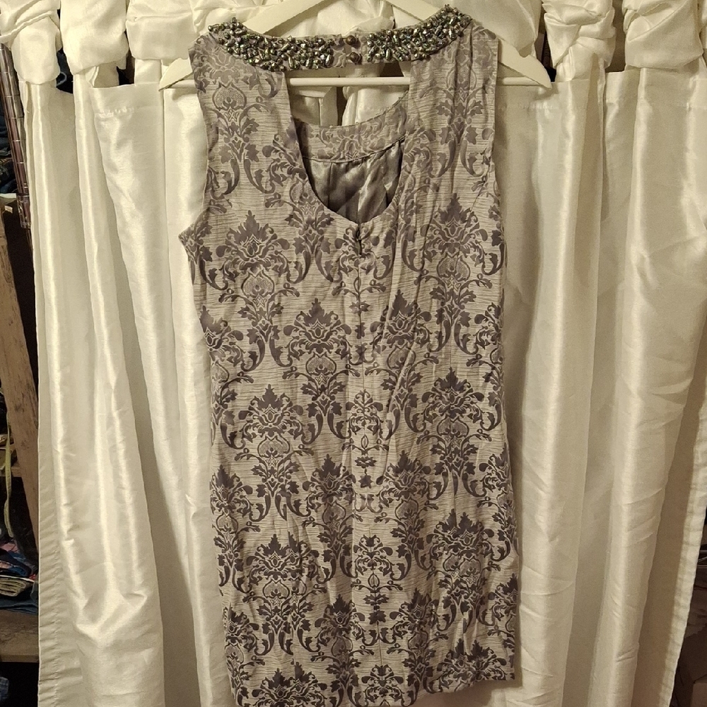 Eci Elegant Gray Sleeveless Dress with Beaded Neckline 4 💛💛💛💛 - Picture 10 of 15